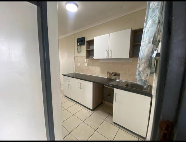 1 BEDROOM PROPERTY TO RENT IN SOUTH BEACH